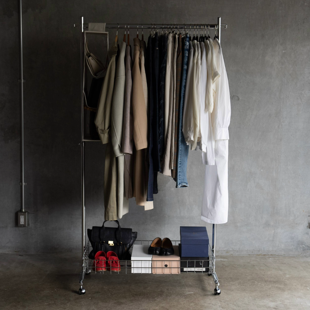 キャスターや棚でさらに便利に